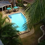 Noosa Yallambee Holiday Apartments