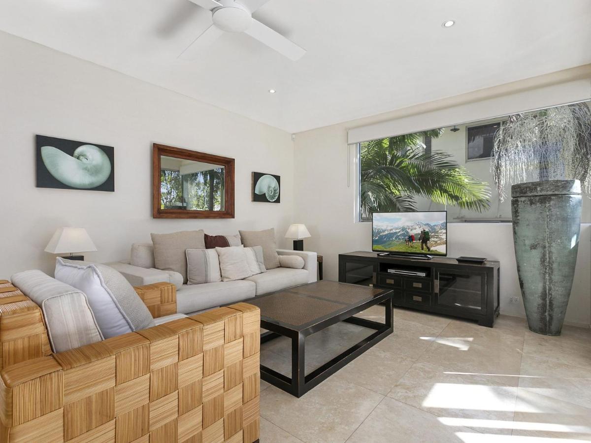 Unit 2 Wai Cocos 215 Gympie Terrace * Noosaville