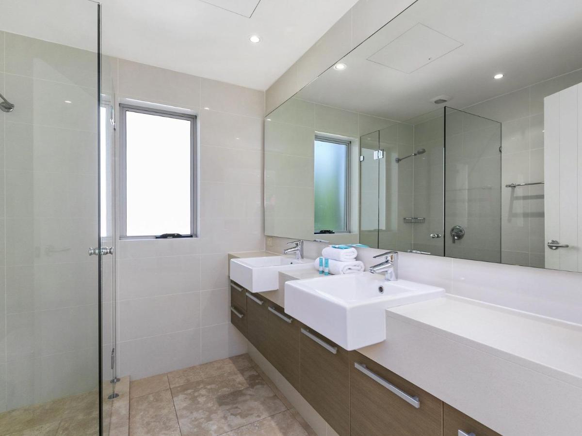 Unit 2 Wai Cocos 215 Gympie Terrace Noosaville