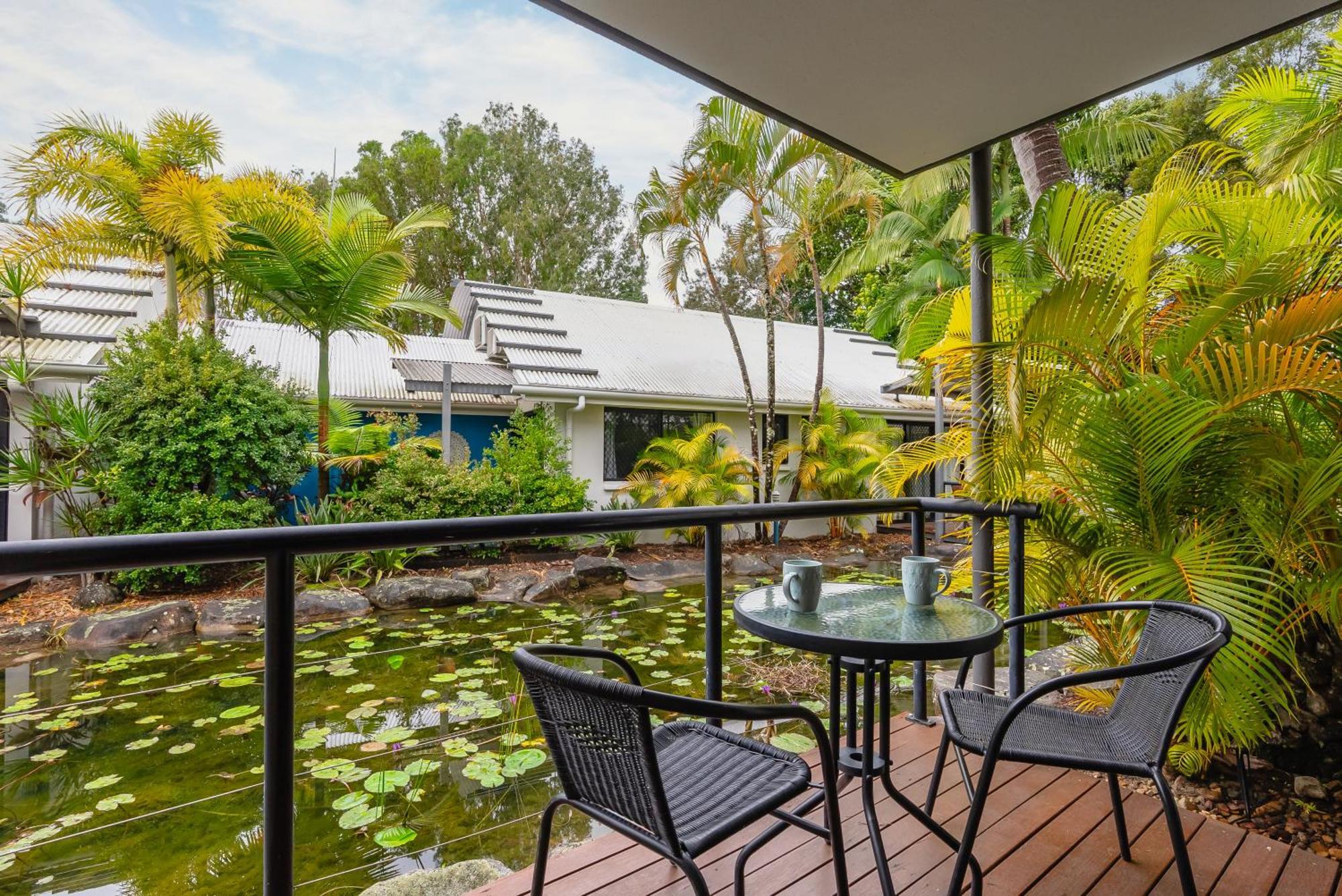 Apartment Retreat In Ground Level 1 Bedroom Unit,
