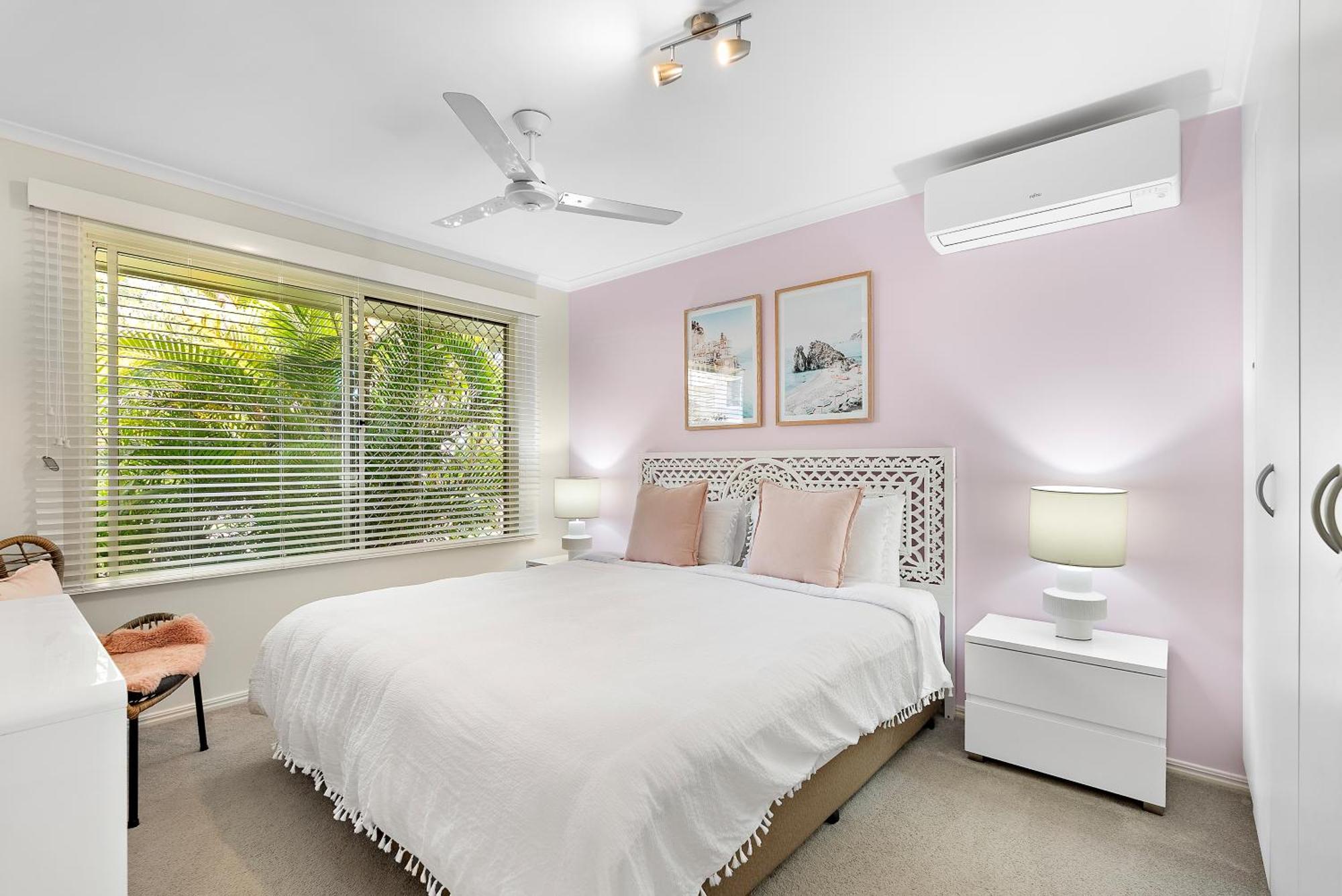 Renovated 2 Bedroom Ground Level In