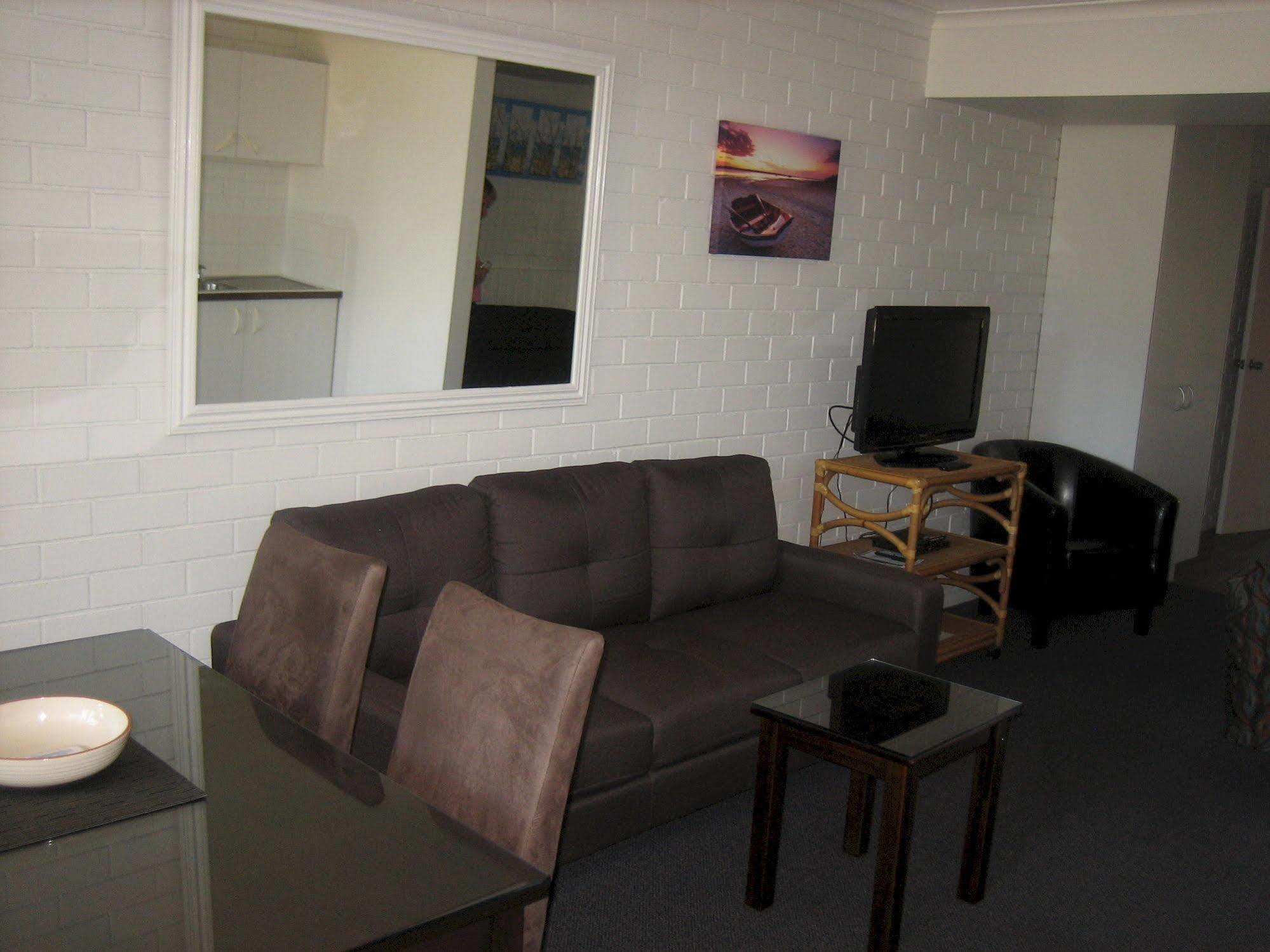 Aparthotel Regency Waterfront Noosa 3*