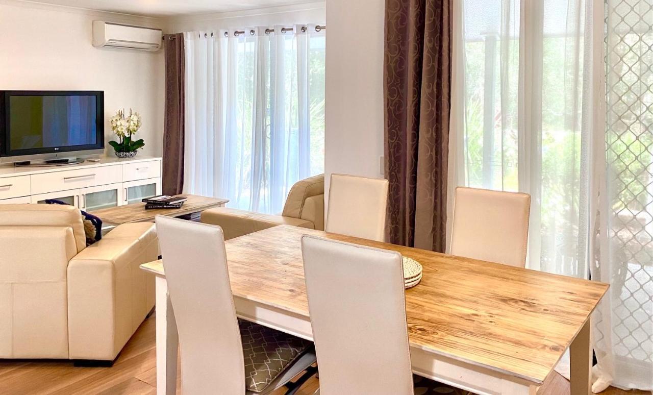 Retreat In Renovated 2 Bedroom Townhouse Noosaville