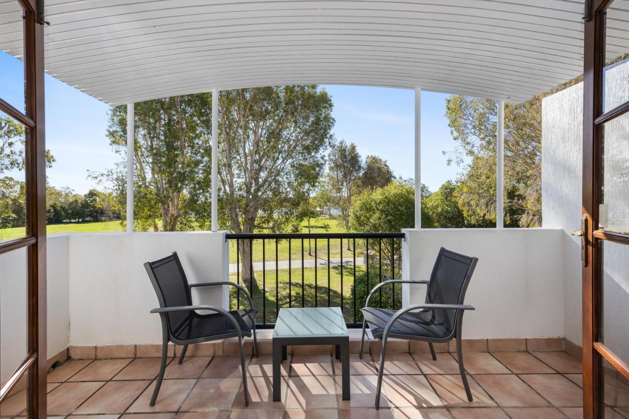 Aqua Riverside Retreat With Pool Noosaville