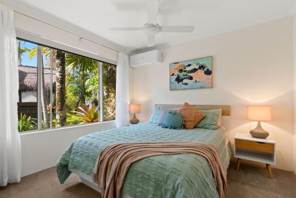 Tropical Islander Apartment