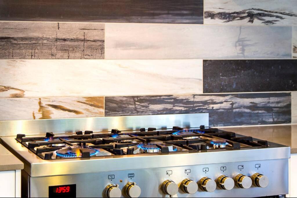 Serenity Retreat Noosa Luxury Guest W Private Solar Heated Pool Apartment