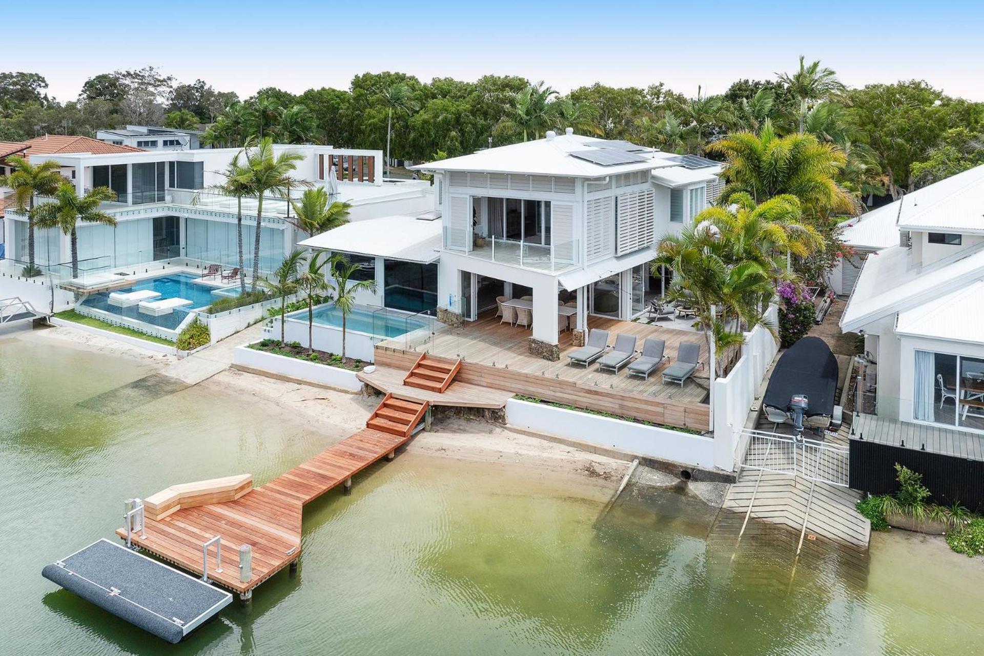 Lucy - Noosa - Holiday home *