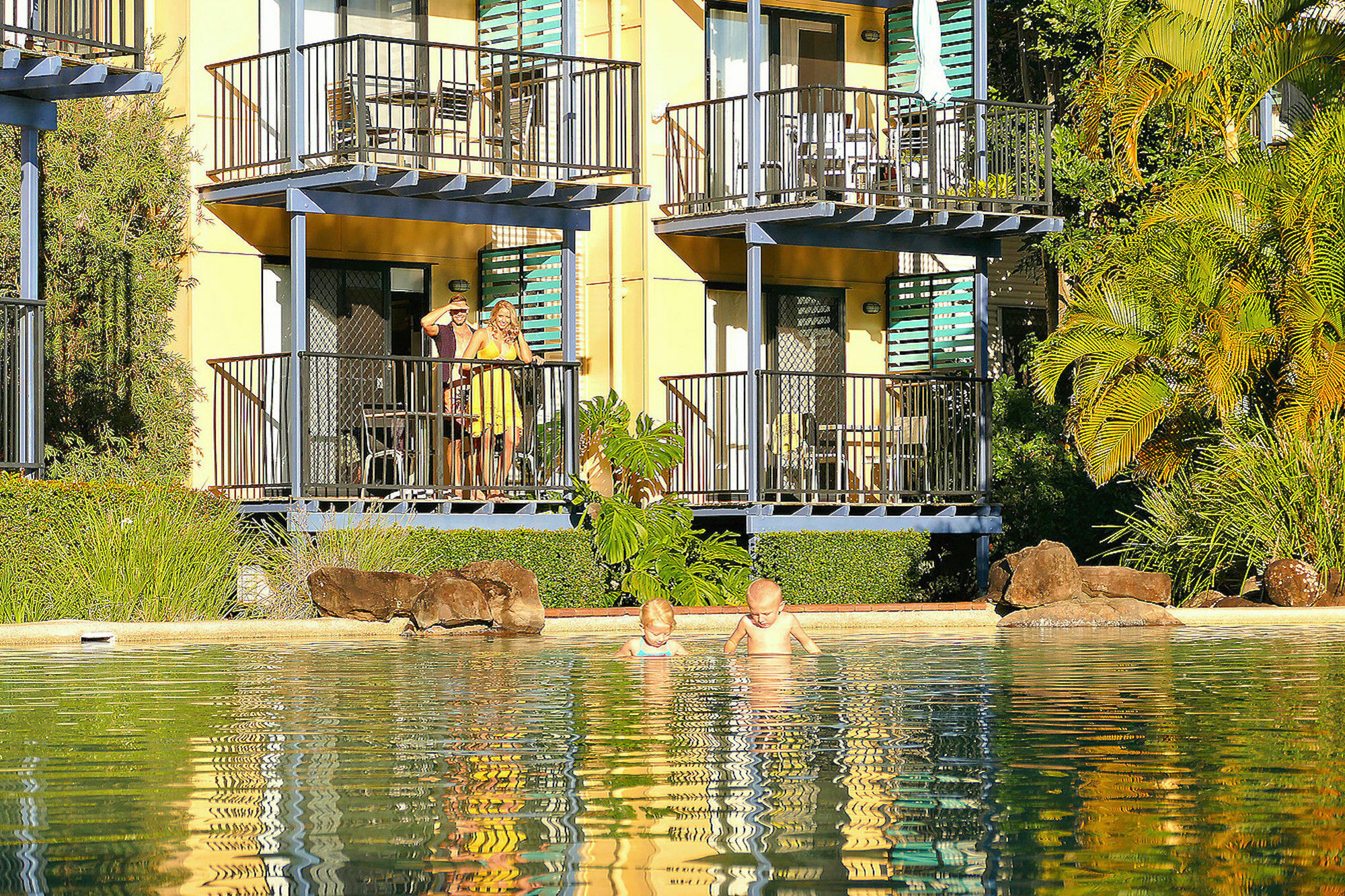 Noosa Lakes 3*