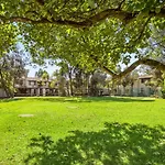 Couples Oasis In Noosaville