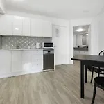 Stylish Unit, 4* Resort, Close To Noosa River