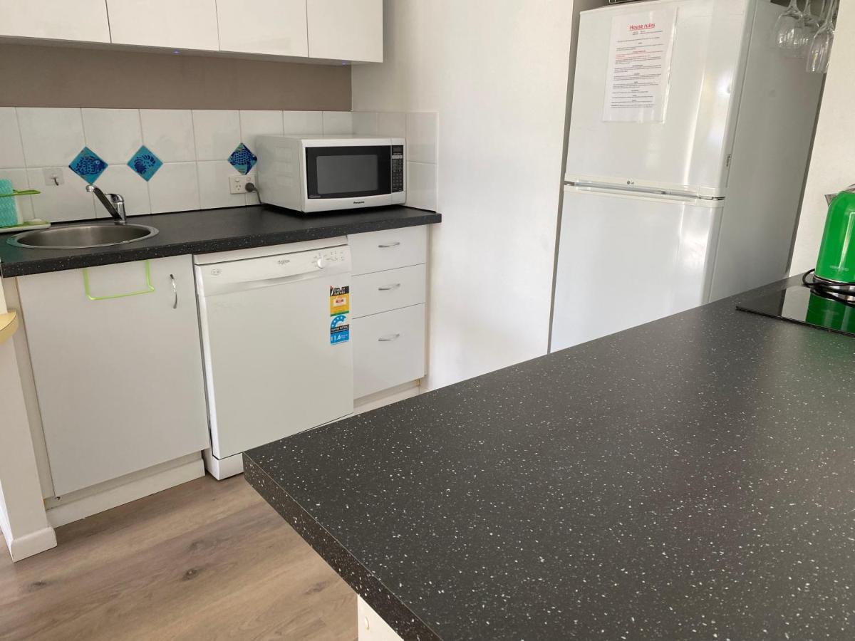 In 4* - Pool Views - Great Location Apartment *