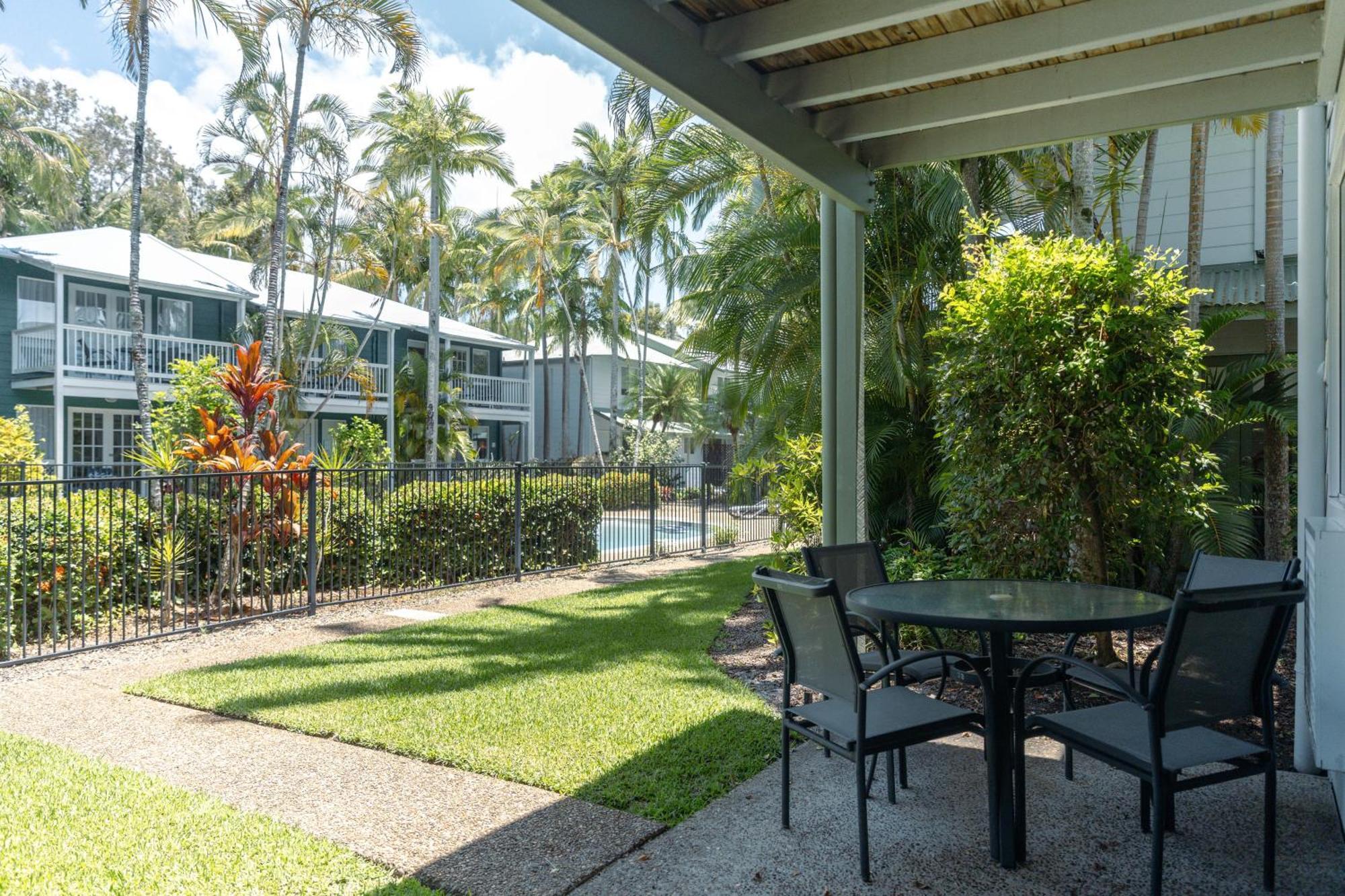 Coral Noosa 3*