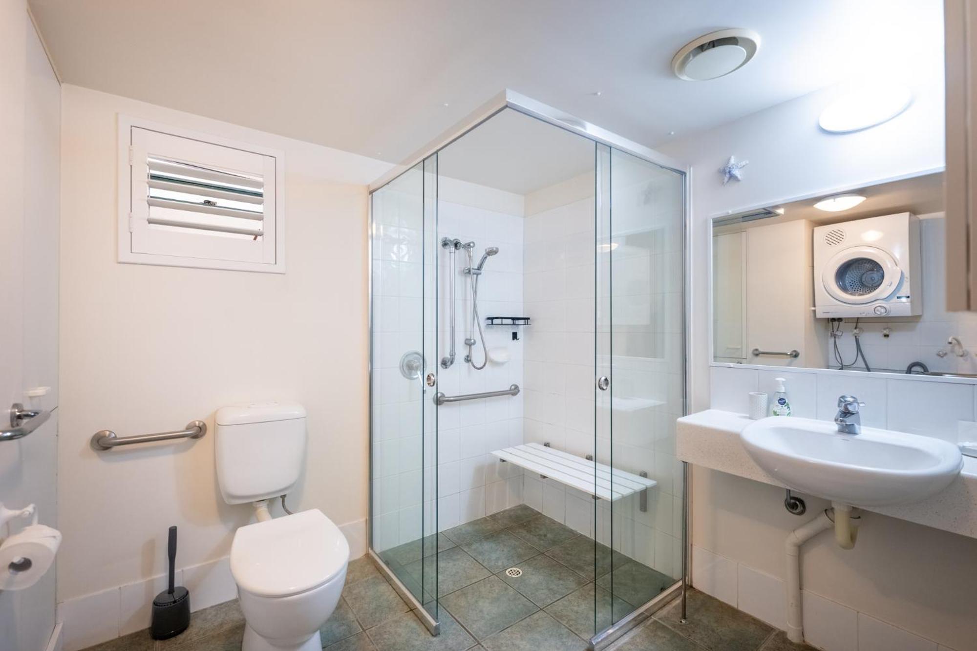 Noosa River Sandy Shores 4*