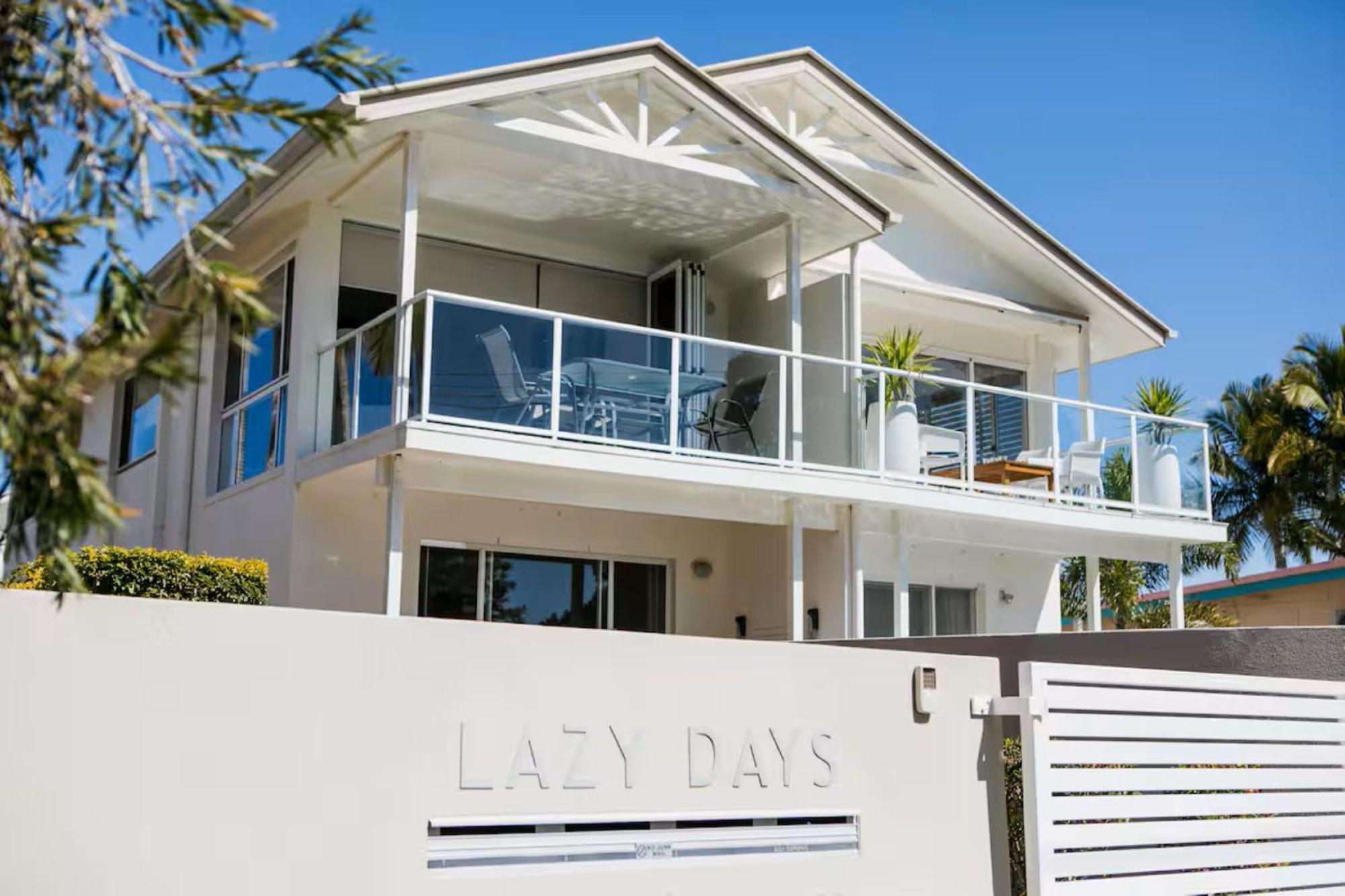 Lazy Days By Noosa